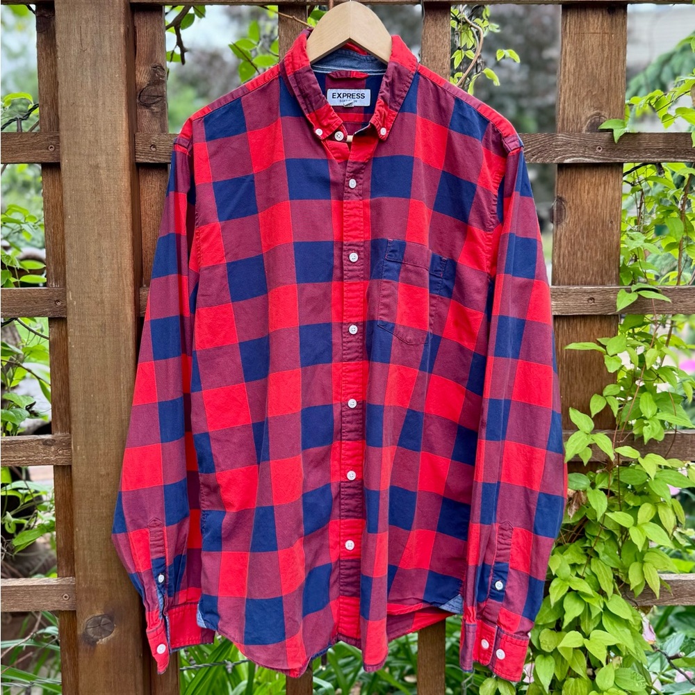 Express Men's Red and Navy Buffalo Plaid Flannel-Style Shirt